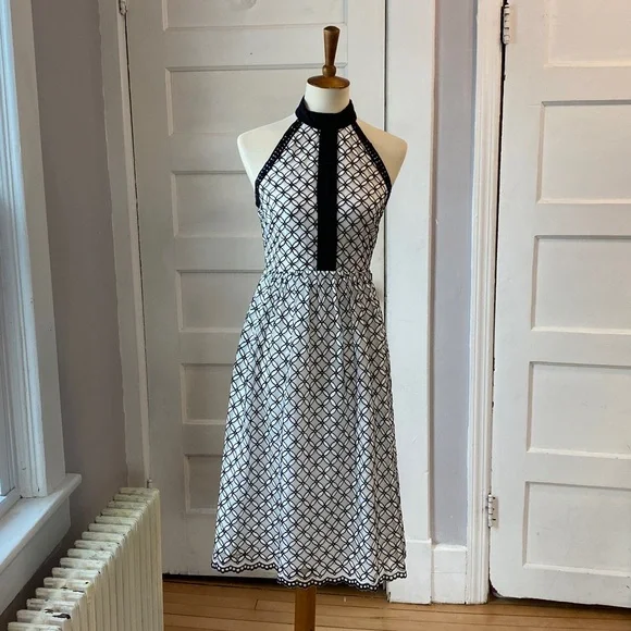 Eri + Ali Ninetta Lace‎ Black White Dress, Size 4 - Picture 6 of 17